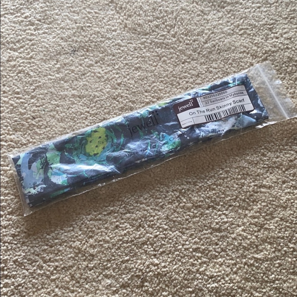 Thirty One On the Run Skinny Scarf